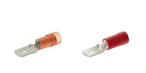 Kolík plochý poloizolovaný, průřez 0,5-1,5mm2/4,8x0,5mm PVC (RF-M405), 100ks v balení